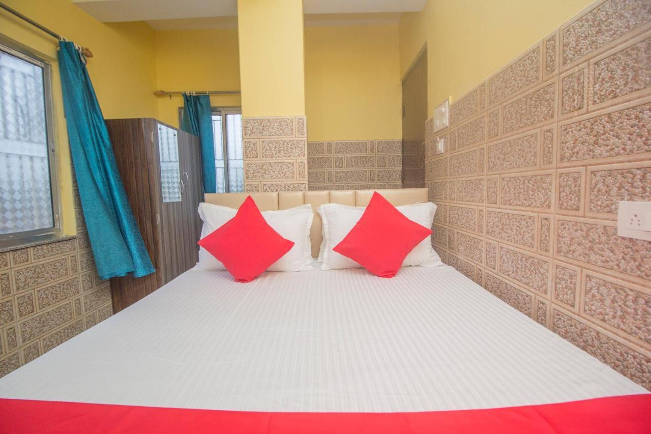 Oyo 30073 Triveni Lodge Siliguri Eksteriør bilde