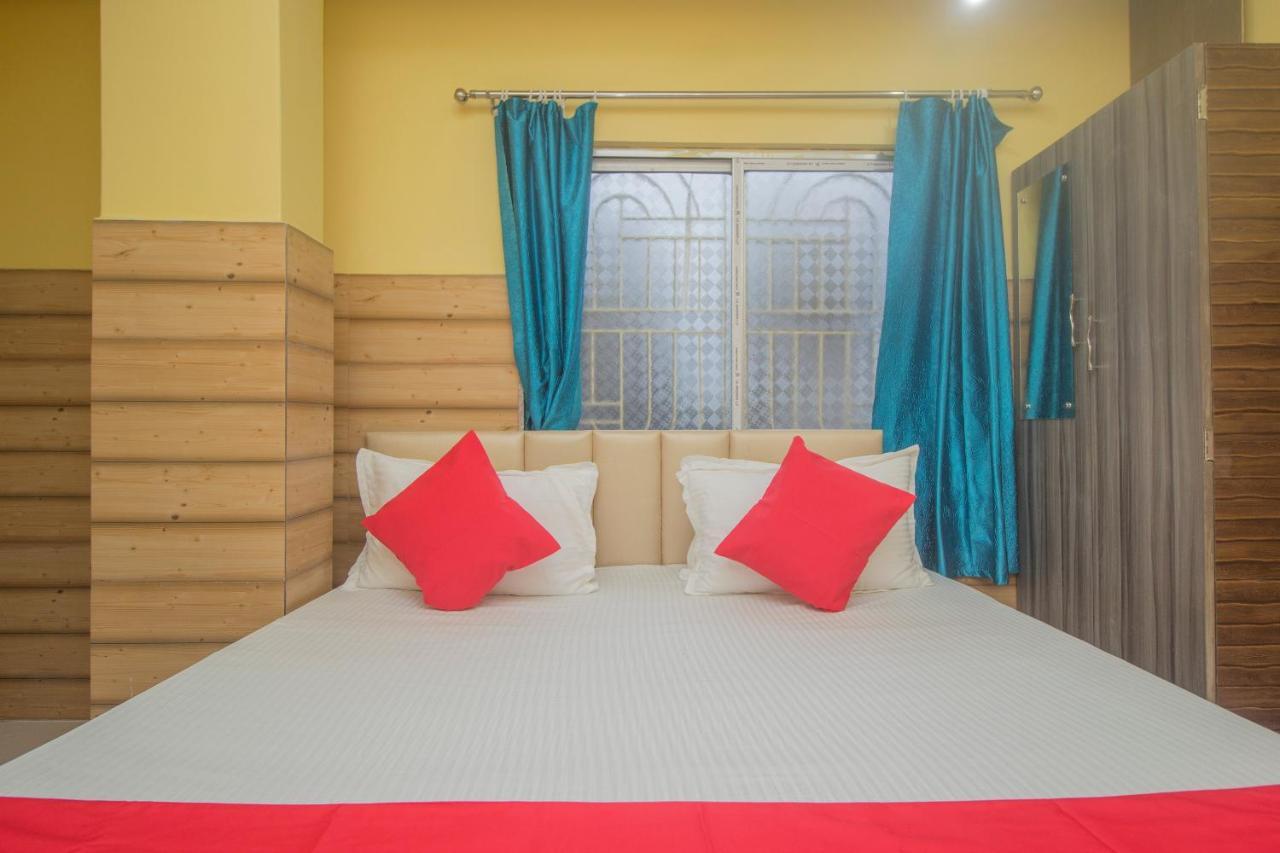 Oyo 30073 Triveni Lodge Siliguri Eksteriør bilde